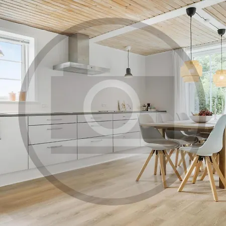3 Bedroom Lovely In בית נופש